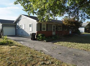 2739 S Stewart Ave, Springfield, MO 65804