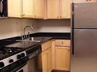 453 1/2 State St, Brooklyn, NY 11217