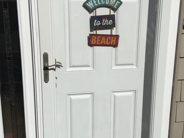 126 E Austin Ave, Wildwood Crest, NJ 08260
