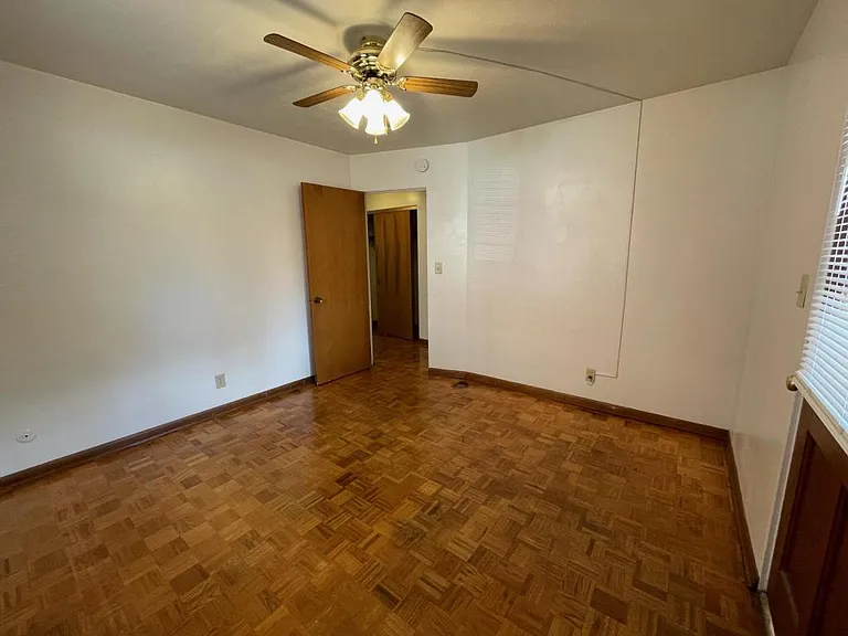 1821 G St #4 — Photo 9