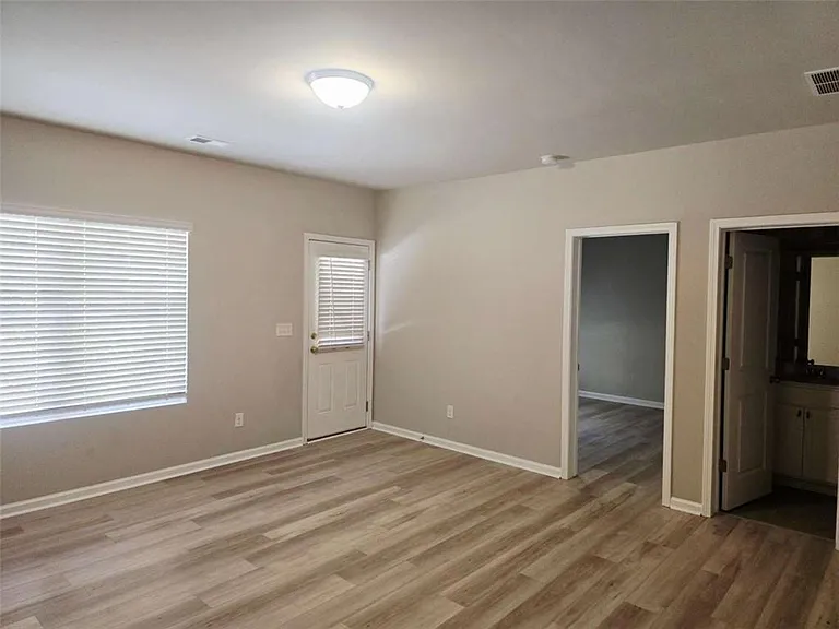 213 N Fortune Way — Photo 24