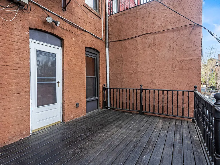 800 Ocean Ave #1 — Photo 45