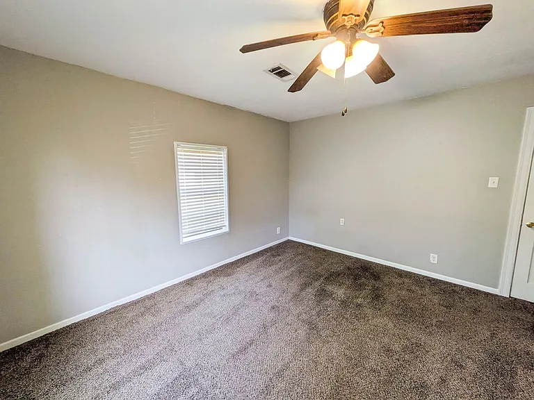 290 Hebert St — Photo 11