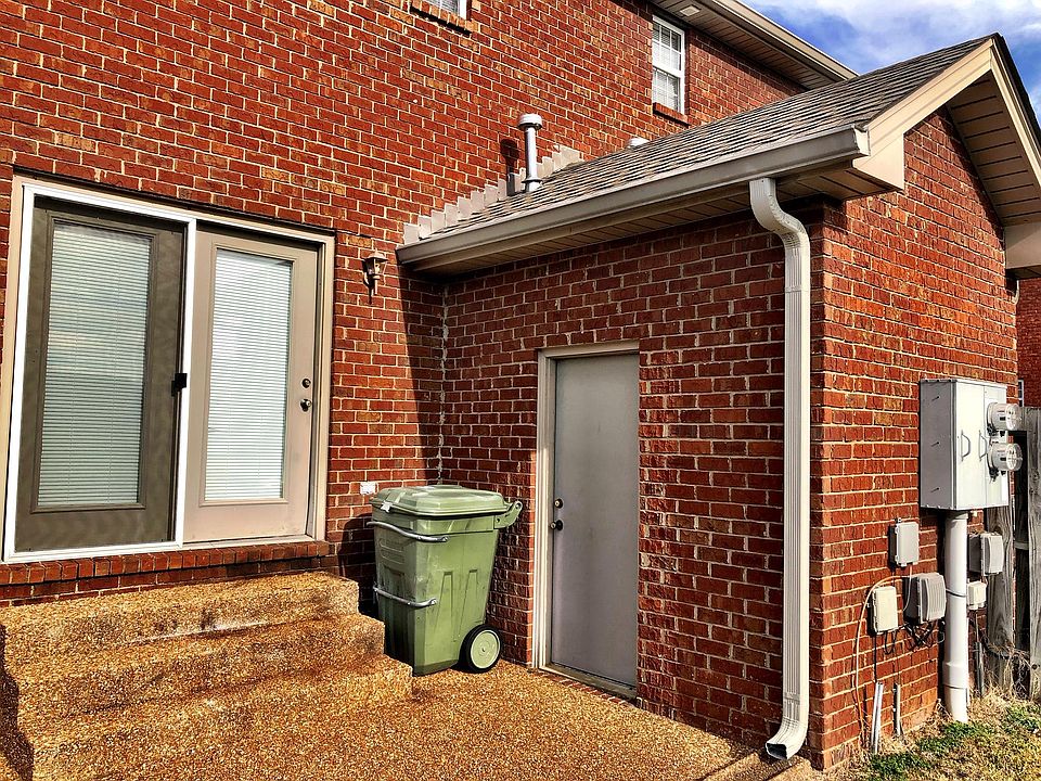 2nd image of 710 Vincent Cason Ave APT B