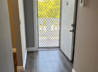 1025 SE 3rd Ave APT 303, Dania, FL 33004