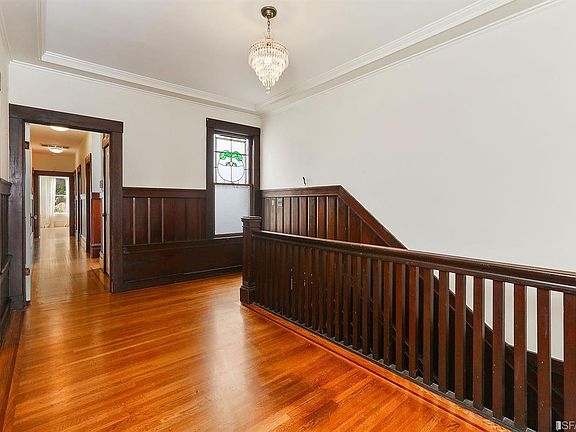 5th image of 1025 Broderick St