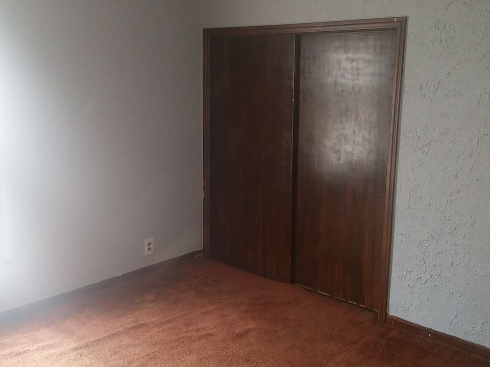1st image of 307 N Drury Ave