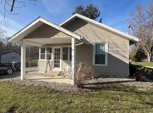 1720 W Railroad St, New Castle, IN 47362