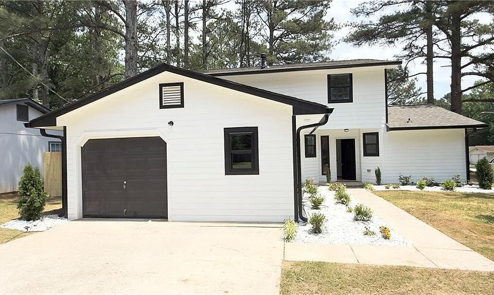 1st image of 2070 Mallard Way