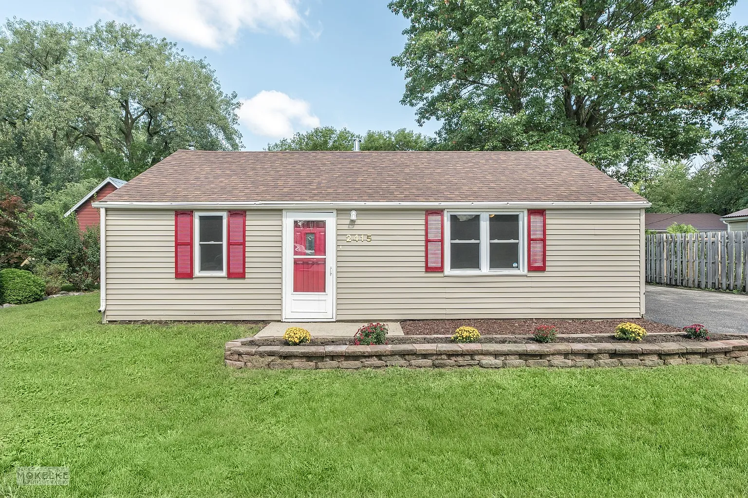 2415 Garden St photo 1
