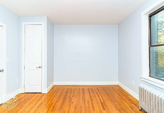 5th image of 170 New York Ave #39