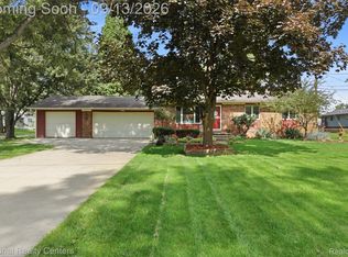 1270 McCoy St, Wolverine Lake, MI 48390