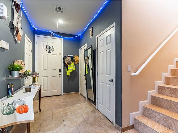 3rd image of 6529 La Placita Ave