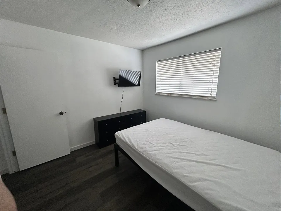 3600 Eubank Blvd NE #5A