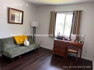 301 Linde St APT A, Deforest, WI 53532