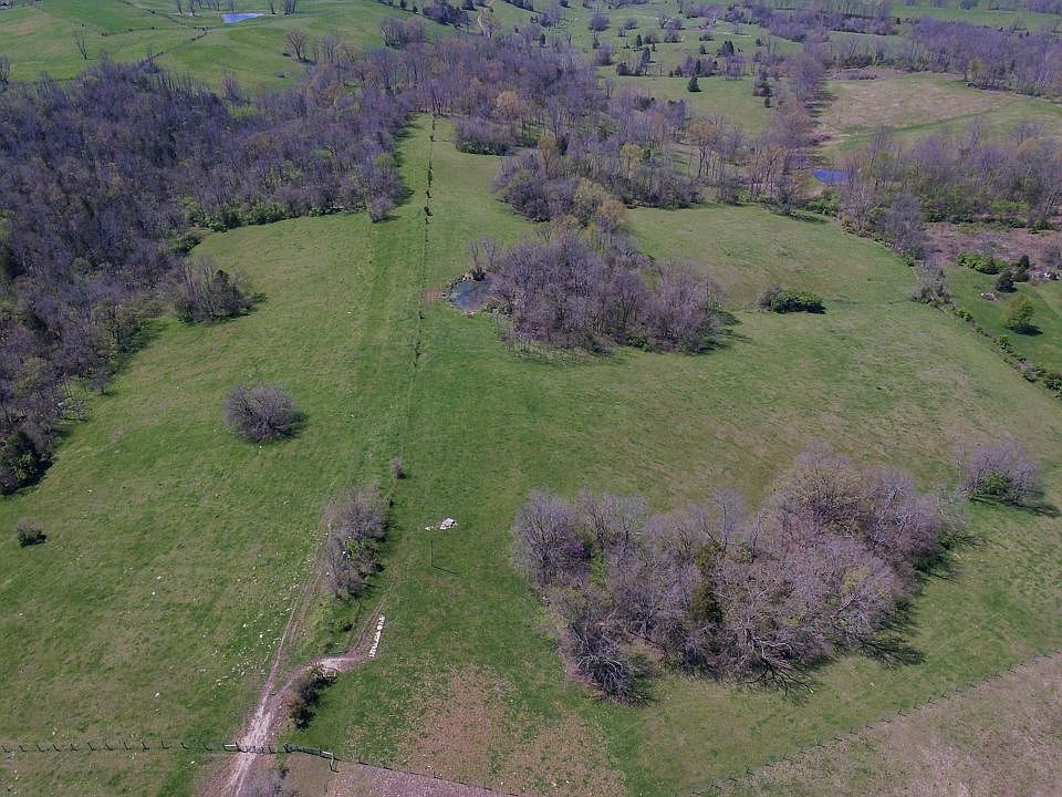 1st image of 1061 Pedro Pike