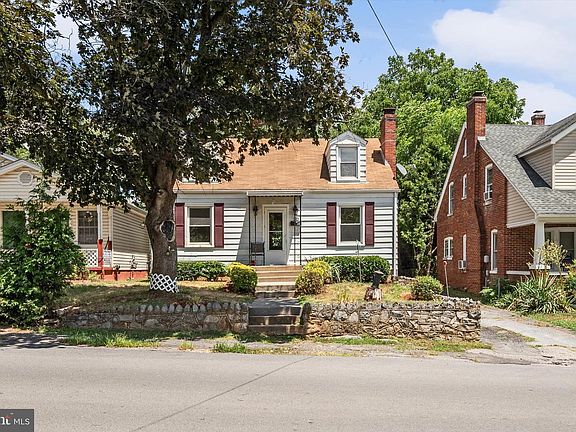 2nd image of 310 Bellview Ave