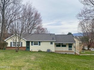 200 21st Ave, Altoona, PA 16601