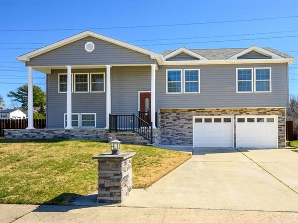 10 Kuberski Dr, Sayreville, NJ 08872