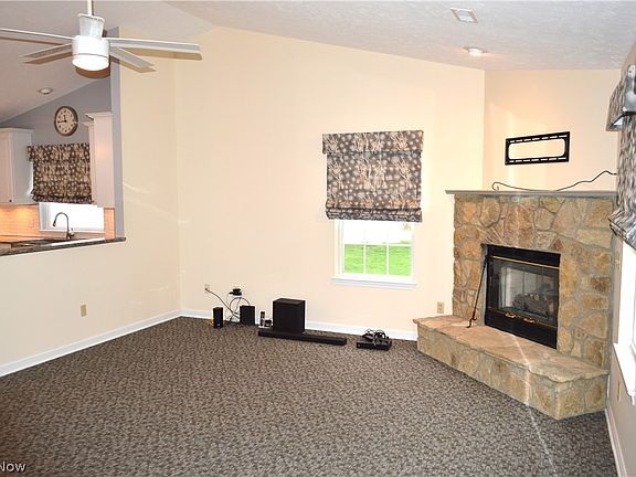 3rd image of 206 Lavender Ln