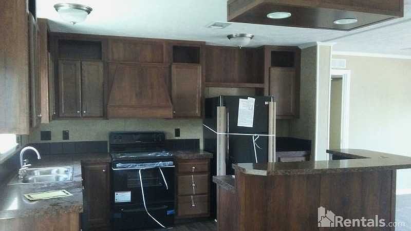 1st image of 589 Southfork Blvd