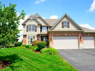 660 Avon Ct, Elburn, IL 60119