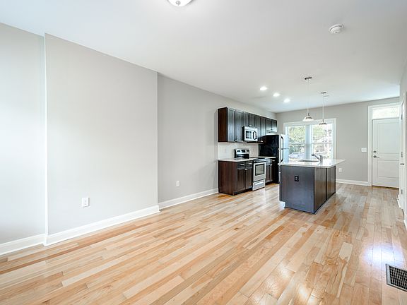 Grant Commons Kitchen and Living Room