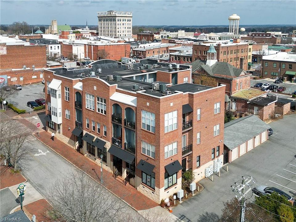 1st image of 210 E Fisher St #10