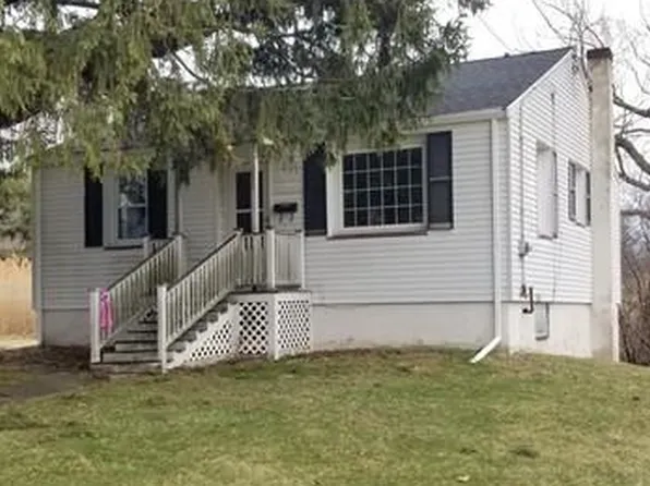 8 Congress Ave, Danvers, MA 01923