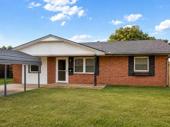 409 E Linden Ln, Mustang, OK 73064