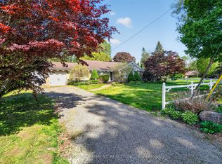 53 Lovers Ln, Hamilton, ON L9G1G5