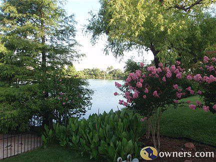 BACK PORCH LAKE VIEW