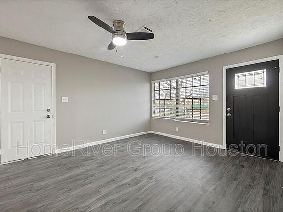 4th image of 4702 Kennedy Heights Blvd