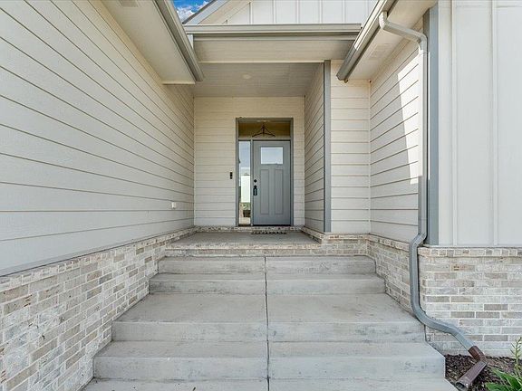 5th image of 1425 W Cozy Holw