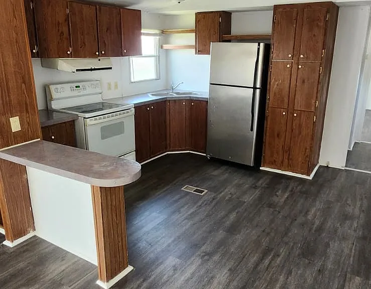 8364 Cedar St — Photo 30