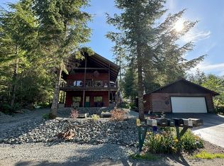 6725 Marguerite St, Juneau, AK 99801