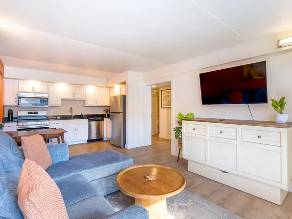 403 Veterans Boulevard #106 BLDG B, Branson, MO 65616