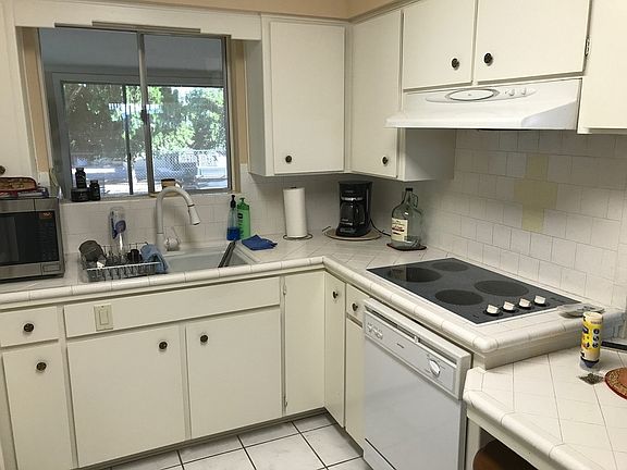 2nd image of 5421 E Dallas St