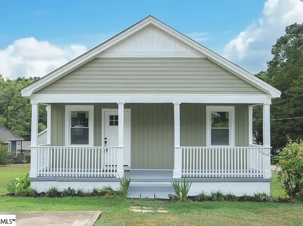 1 Hollywood Cir, Greenville, SC 29607