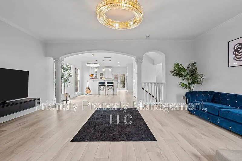 4 bed, 4.0 bath, 2174 sqft, $2,850 — Photo 4