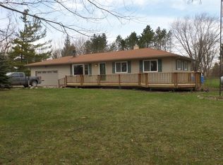 5302 Mason Rd, Fowlerville, MI 48836