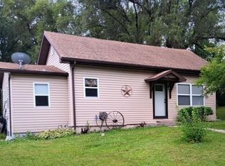 408 E 4th St, Lawson, MO 64062