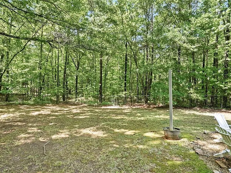 131 Homestead Way — Photo 26