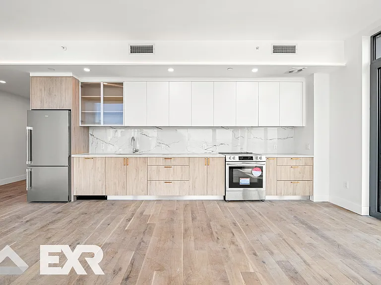 69 Adams St #26K — Photo 4
