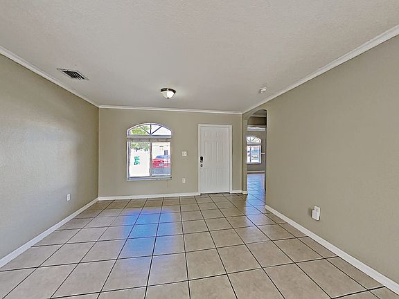 4th image of 20564 NW 19th Ave