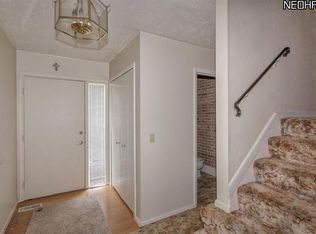 3861 Sawbridge Dr UNIT 32, Richfield, OH 44286