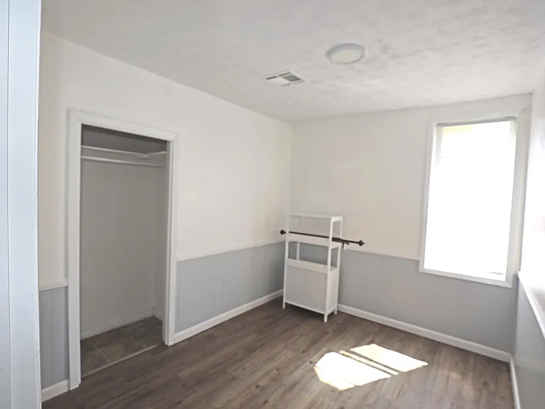 525 E Jackson Ave — Photo 6