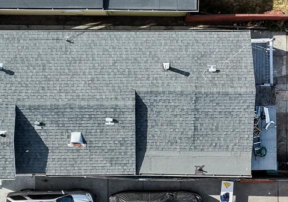 4th image of 9014 A St