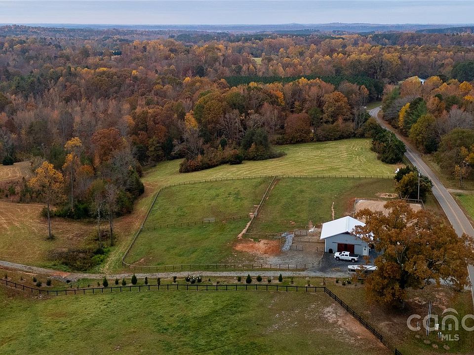 2nd image of 2597 Green Creek Dr