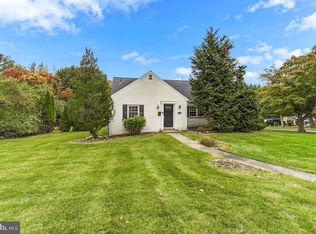 301 W Springfield Rd, Springfield, PA 19064